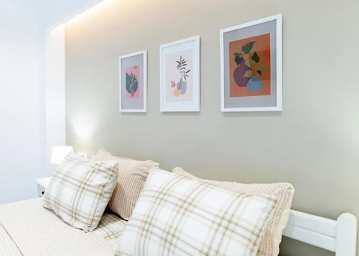 Olympia Superior At Lambi 아파트 코스 타운